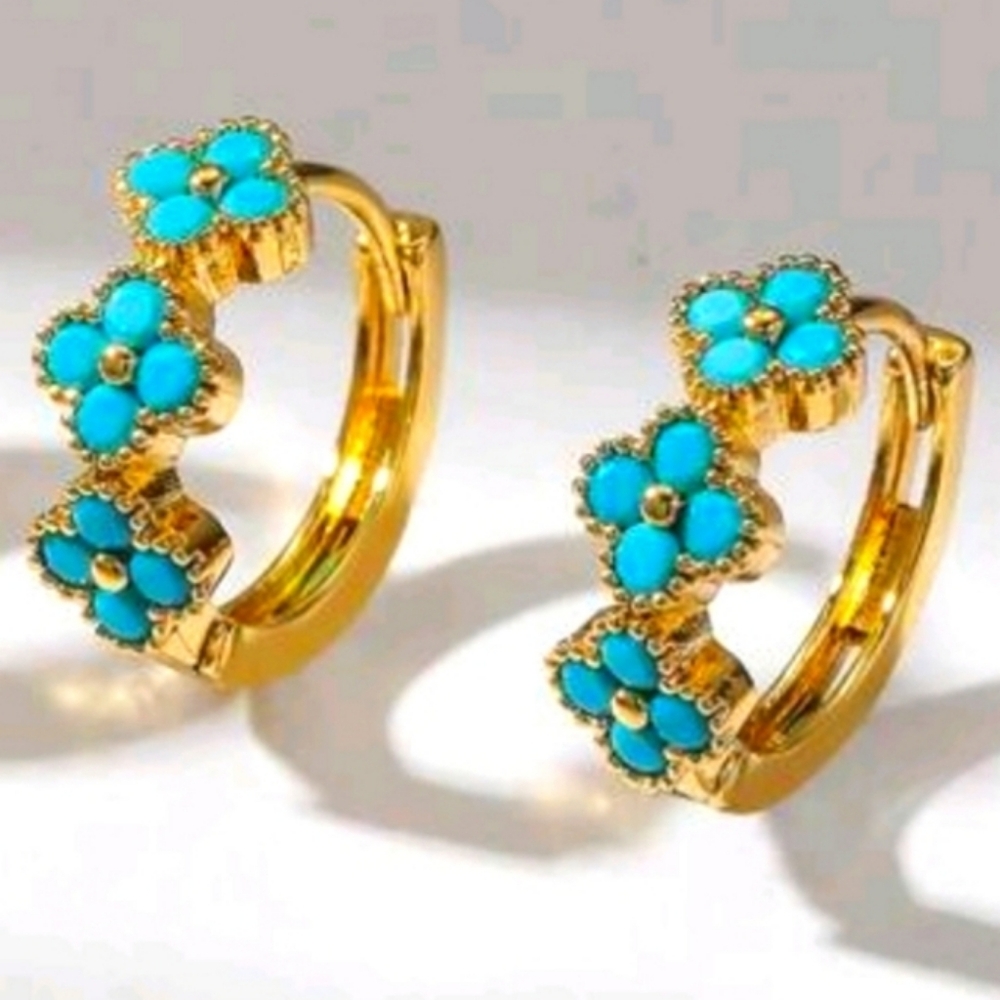 NEW! 14K Gold Plated Turquoise Floral Small Huggie Hoop Earrings